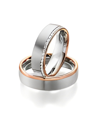 Alianzas para la boda en dos colores y con una corona de diamantes - Alianzas de boda - 


