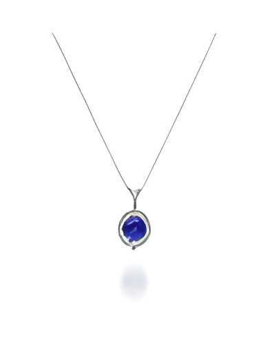 Gold necklace with diamonds and sapphires in Barcelona | Staring