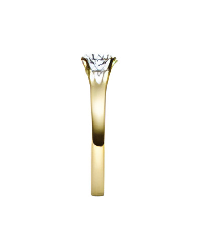 Anillo de compromiso solitario con un diamante artificial ético