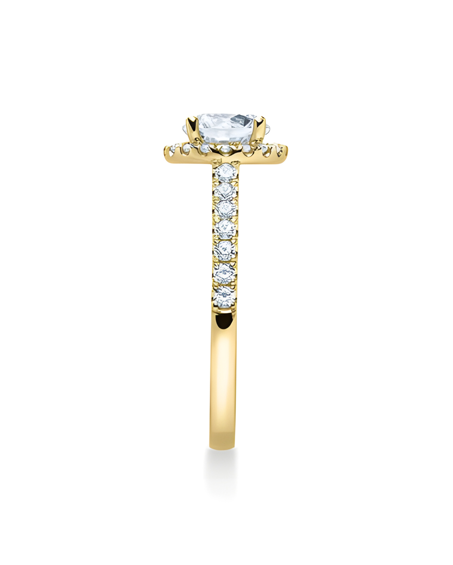Exclusivo anillo de compromiso con diamantes artificiales éticos