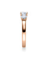 Anillo de compromiso con 3 diamantes trilogy en oro rosa| Staring