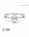 Anillo de compromiso hojas con diamante oval de laboratorio en Madrid | Staring