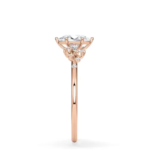 Anillo de compromiso con diamante oval de laboratorio en oro amarillo de 18K en Álava  | Staring