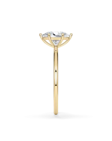 Anillo de compromiso de oro amarillo con diamante oval lab | Staring