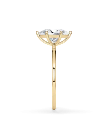 Anillo de compromiso de oro amarillo con diamante oval lab | Staring