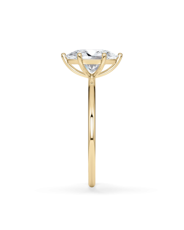 Oval Lab-Grown Diamond Engagement Ring in Yellow Gold |Staring