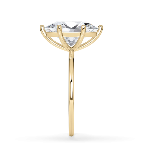 Oval Lab-Grown Diamond Engagement Ring in Yellow Gold |Staring