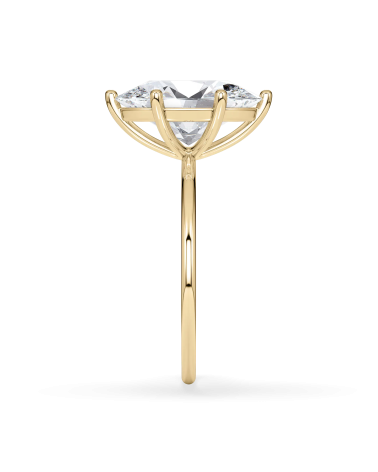 Anell de compromís d’or groc amb diamant oval de laboratori |Staring